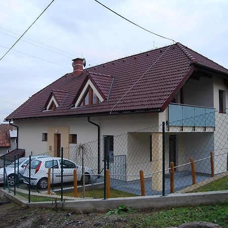 Penzion Emilia Ruzomberok Exterior foto